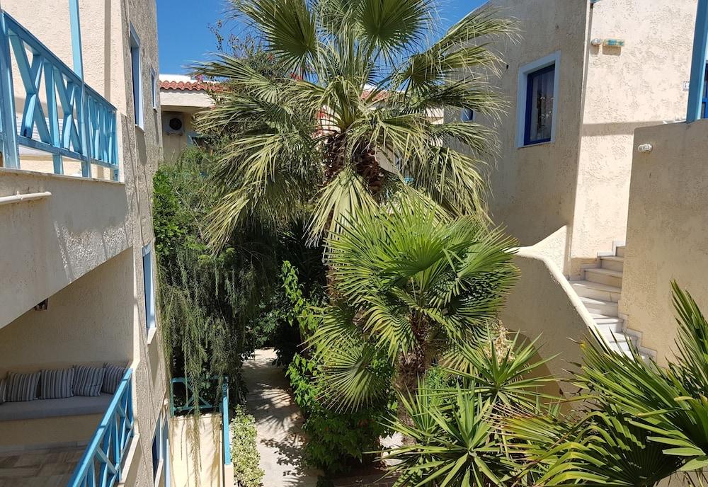 Galazio Apts And Suites By Estia. Analipsi  Exterior foto